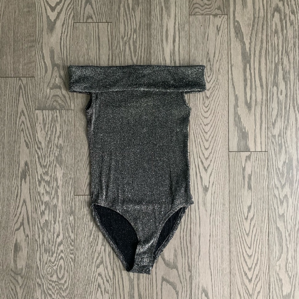 Forever 21 Bodysuit🎄🤩⛄️❄️